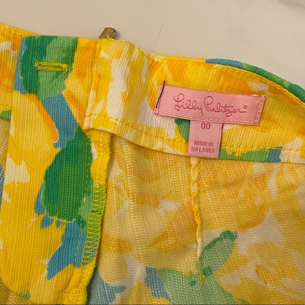 Lilly Pulitzer Shorts - Picture 4 of 6